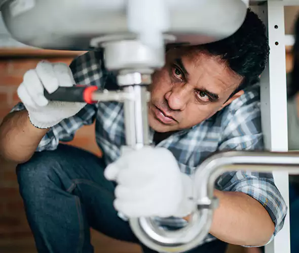 Expert Plumber for Leak Detection in Richmond West, FL: Schedule Affordable Leak Detection Services with Us