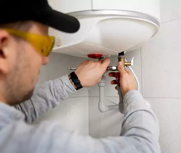 Get Affordable Water Heater Repair Service in Richmond West, FL