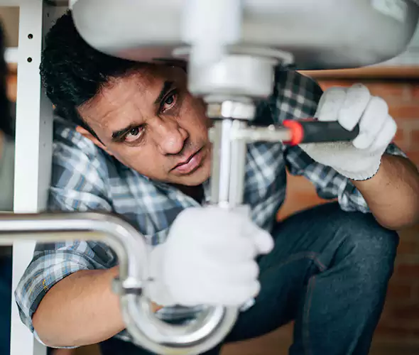Expert Plumber for Water Line Repair in Richmond West, FL: Schedule Affordable Water Line Repair Services with Us