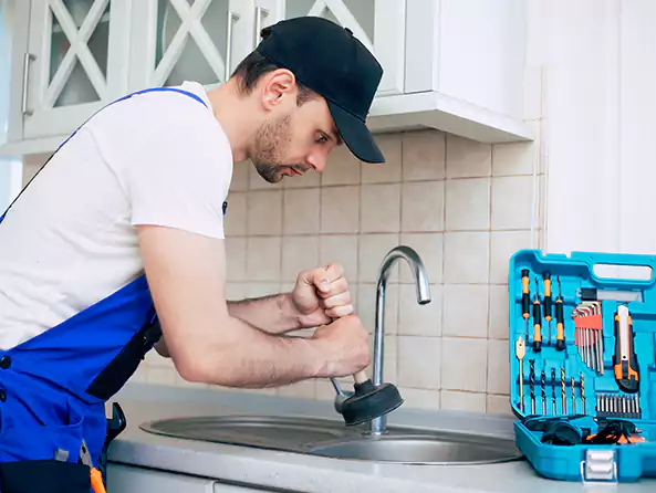 Why Choose Richmond West Plumbers for Kitchen Plumbing in Richmond West, FL?