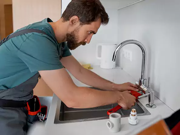 Why Choose Richmond West Plumbers for Kitchen Sink Installation in Richmond West, FL?