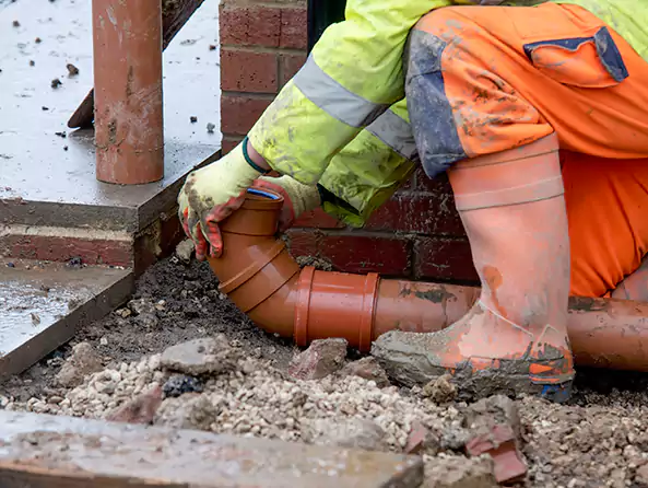 Why Choose Richmond West Plumbers for Sewer Replacement in Richmond West, FL?